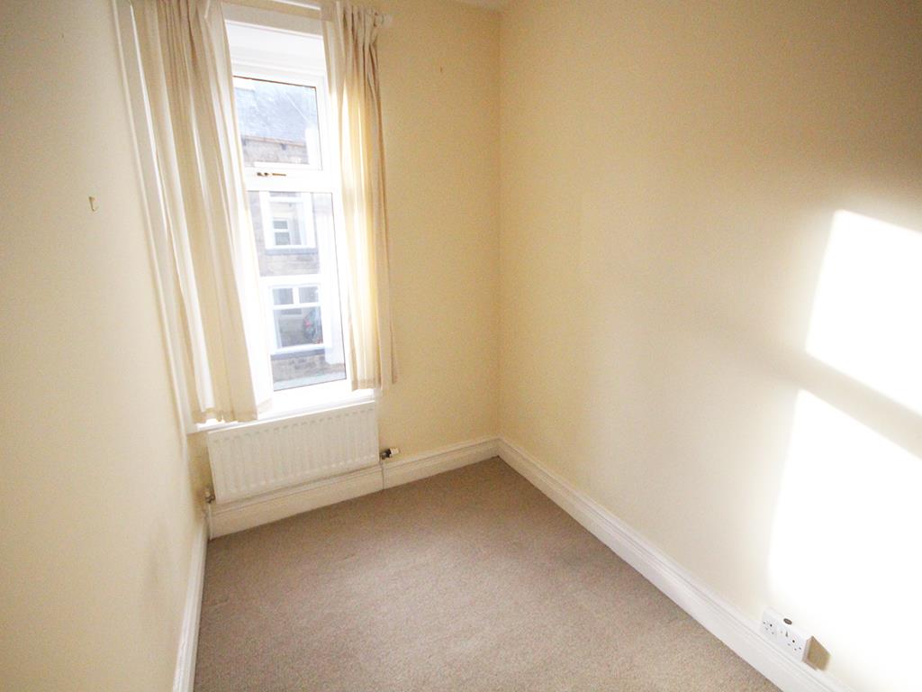3 bedroom terraced house To Let in Barnoldswick - IMG_1488.jpg